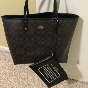 EUC Coach Signature Reversible Tote